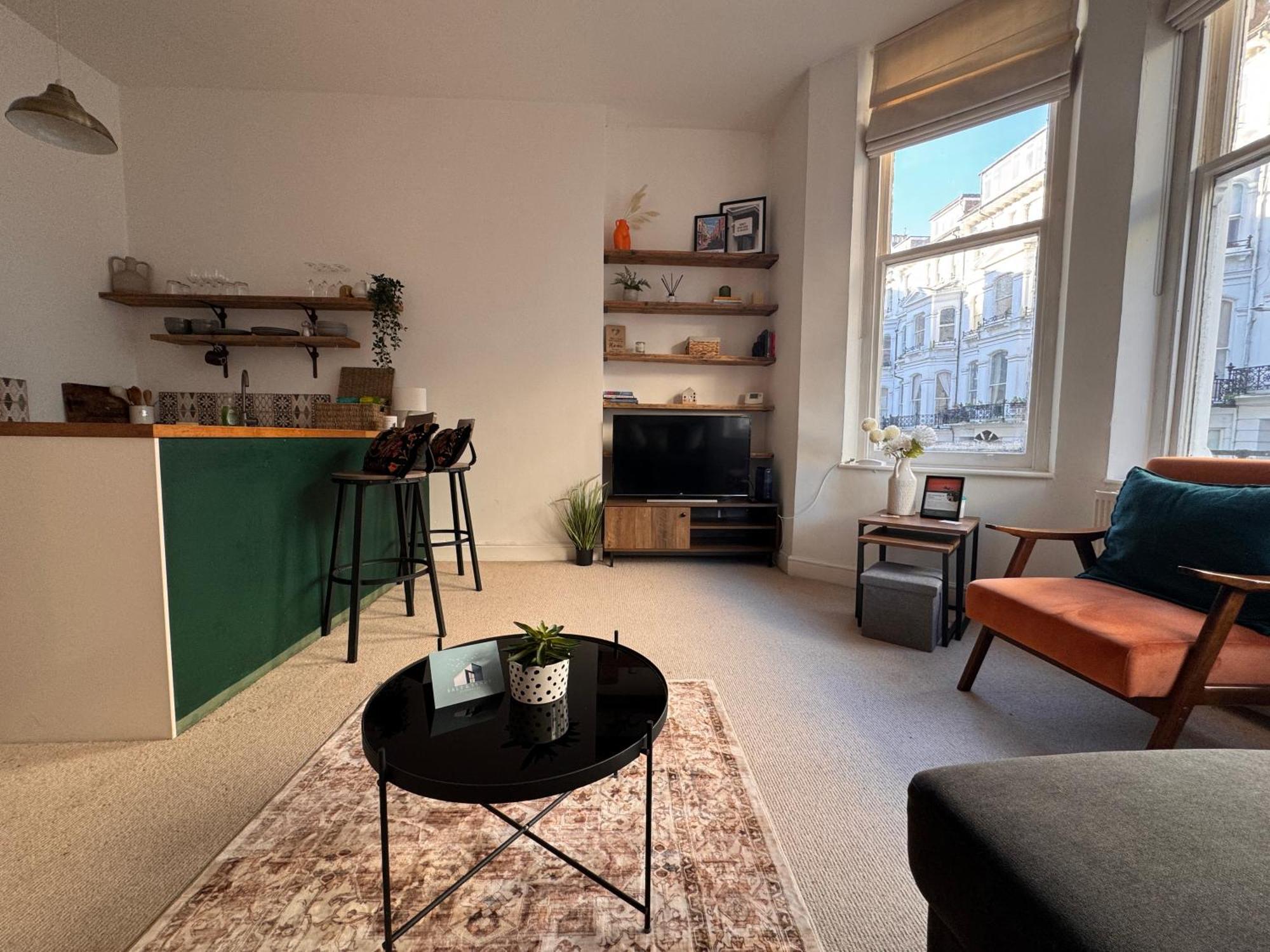 Quaint In - Sleeps 2 To 6 * Brighton