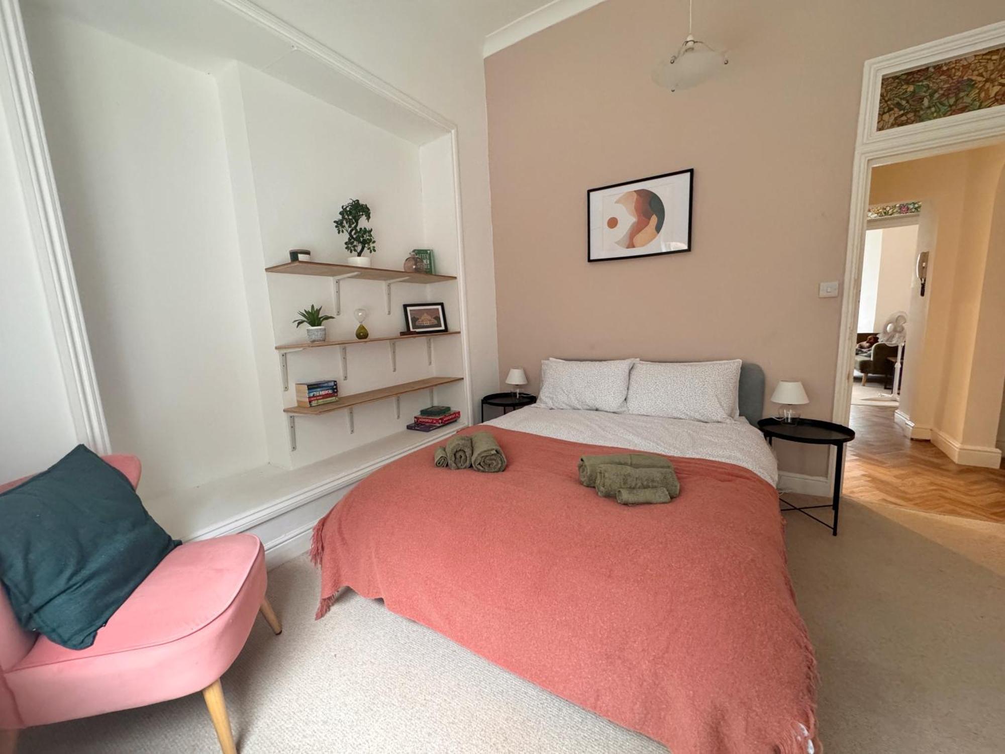 Quaint In - Sleeps 2 To 6 * Brighton
