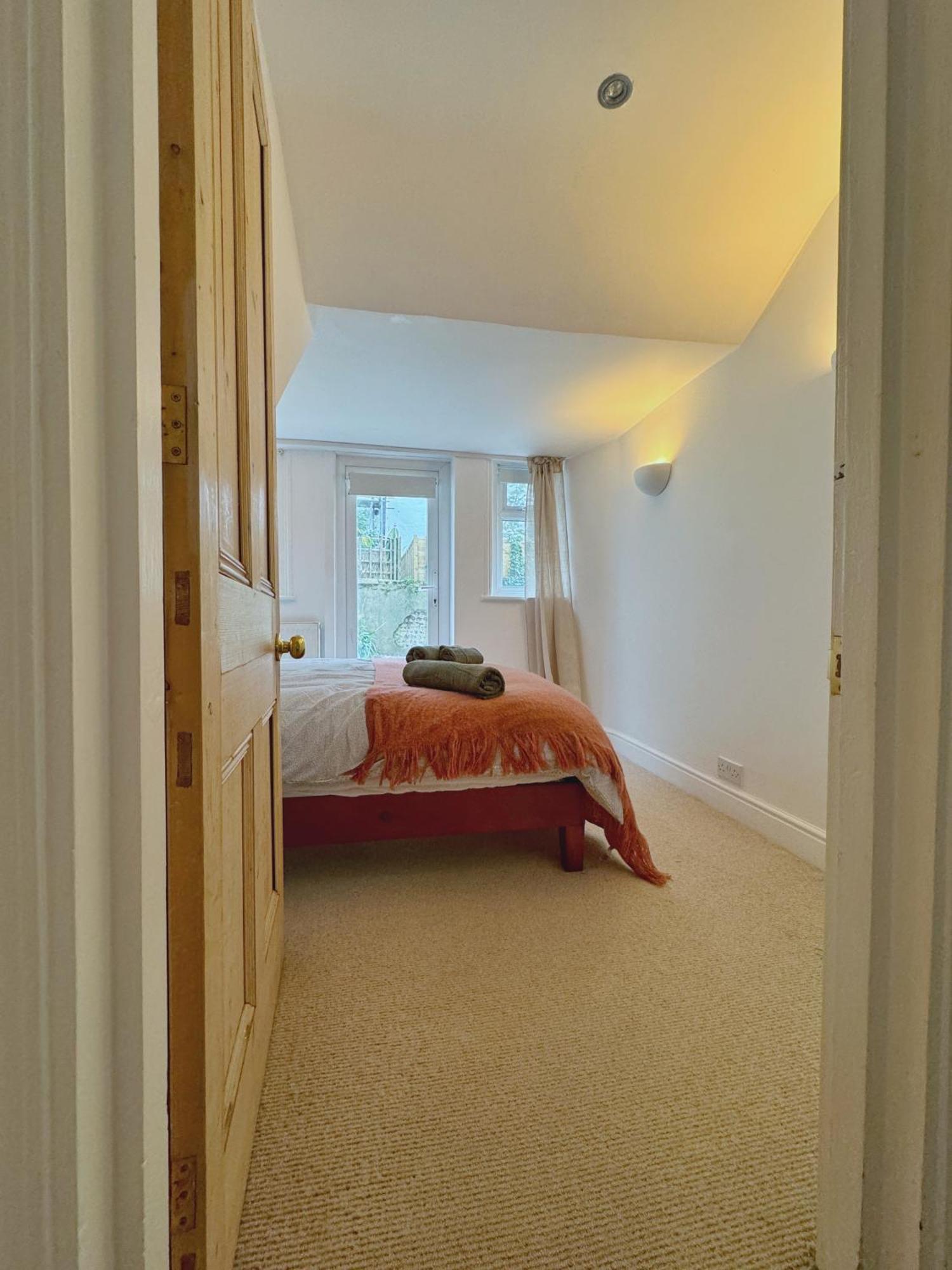 Quaint In - Sleeps 2 To 6 Apartment Brighton