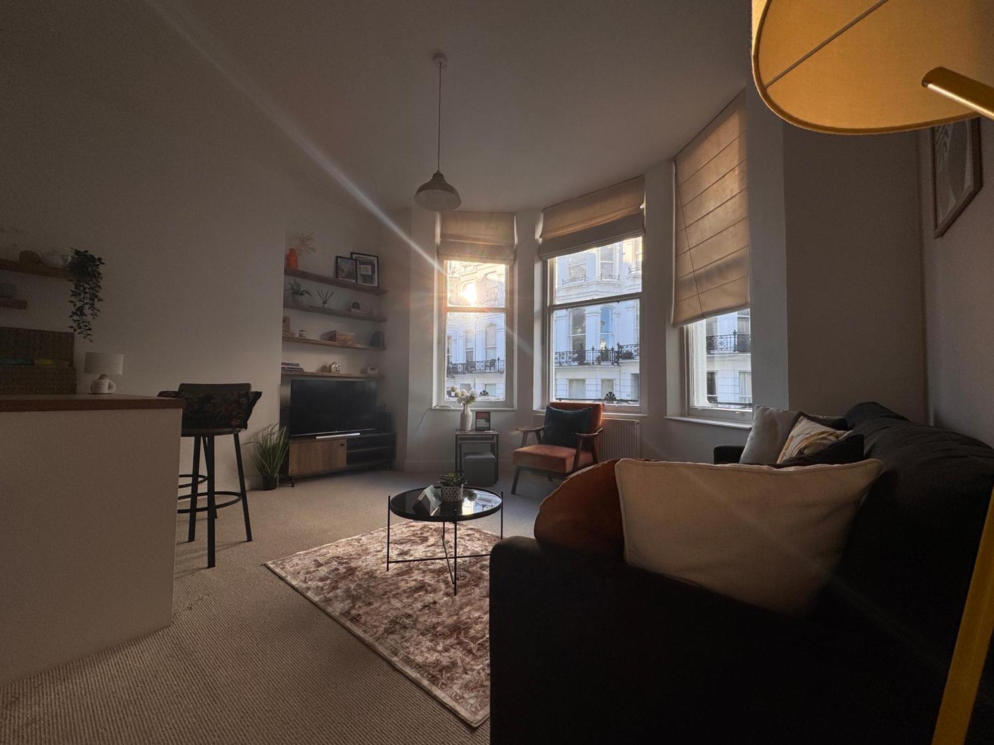 Quaint In - Sleeps 2 To 6 Apartment *